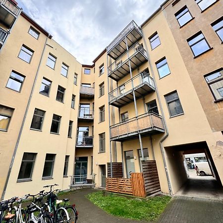 Premium Apartment In Magdeburg Stadtfeld Ost Mit 2 Schlafzimmern & Stellplatz Exteriör bild
